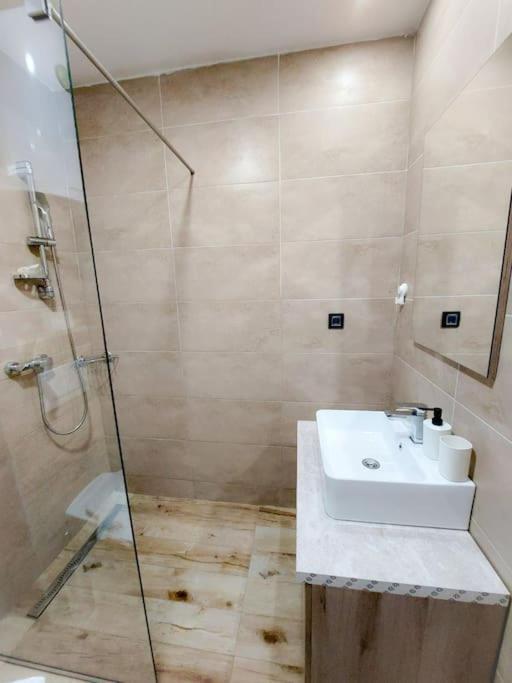 Apartman Rastko-N Lux 32 Milmari コパオニク エクステリア 写真